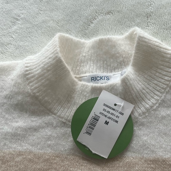 NWT Crew Neck Sweater - Picture 2 of 4